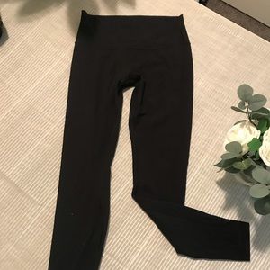 Lulu Lemon • full length wunder under